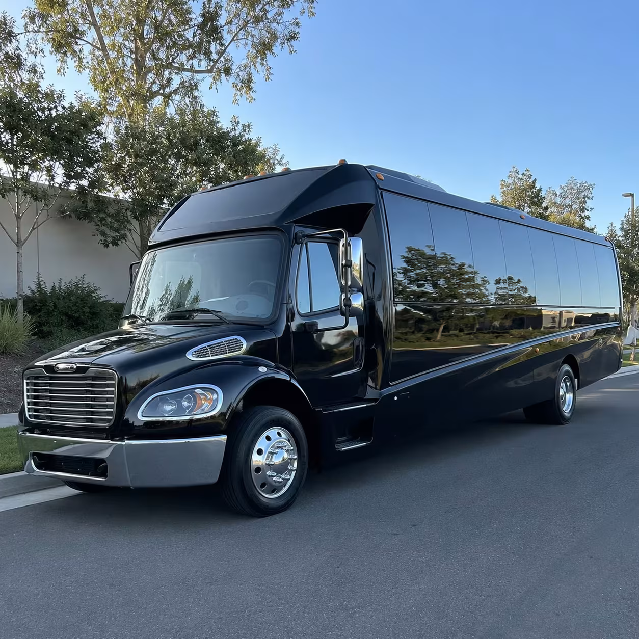 chino 25 passenger minibus rental